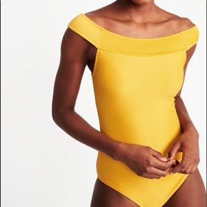 Off-shoulder One-Piece Swimsuit